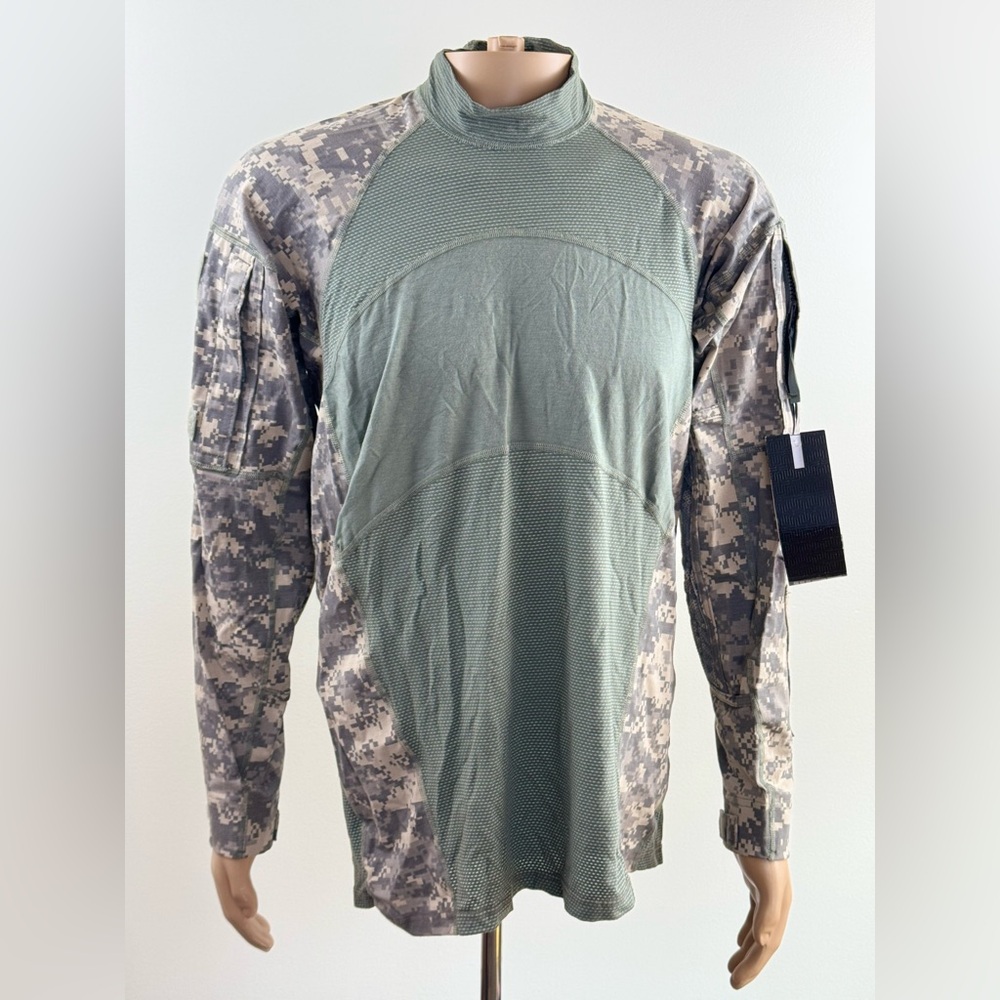 Massif US Army Combat Shirt Men Large, Digital Camo, Flame Resistant, Stretch